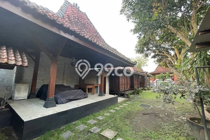 Lokasi terbaik! Rumah siap huni disewakan di Ngemplak LB 500m2 Lokasi terbaik! Rumah siap huni disewakan di Ngemplak LB 500m2