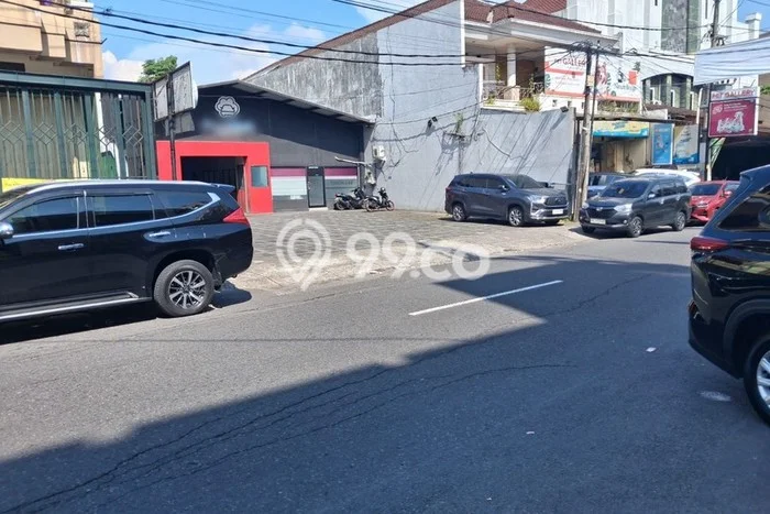 Ruko paling strategis disewakan di Depok Sleman Ruko paling strategis disewakan di Depok Sleman