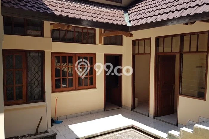 Rumah Luxury Modern Tanpa Renovasi di Setra Murni Bandung Rumah Luxury Modern Tanpa Renovasi di Setra Murni Bandung