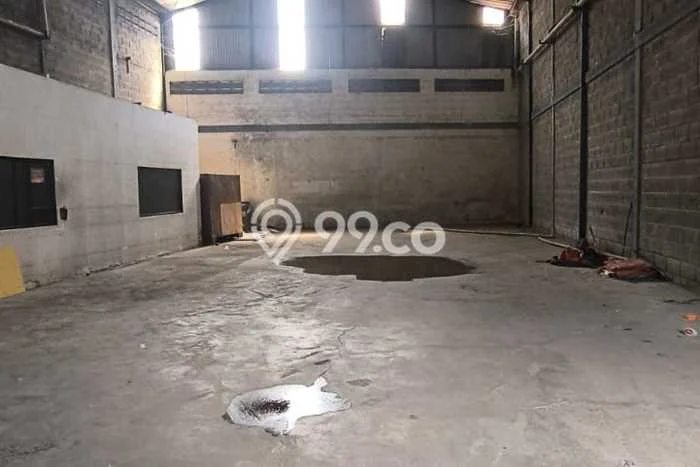 Gudang disewakan lokasi strategis Taman Kopo Indah Bandung 300m2 Gudang disewakan lokasi strategis Taman Kopo Indah Bandung 300m2