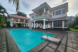 Jual Rumah Luas Elegan Dengan View Cantik di Kedoya, Jakarta Barat Jual Rumah Luas Elegan Dengan View Cantik di Kedoya, Jakarta Barat