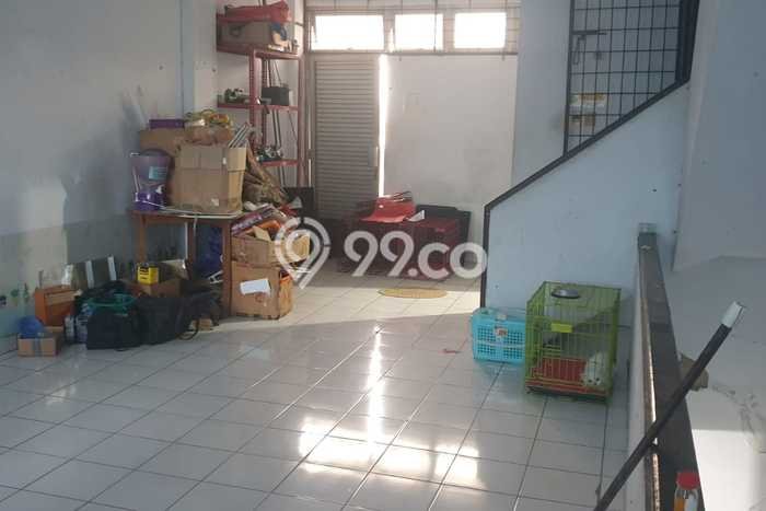 Ruko Strategis Kawasan , Luas 170m2m², Jalan Utama, Tingkat Keramaian Tinggi Ruko Strategis Kawasan , Luas 170m2m², Jalan Utama, Tingkat Keramaian Tinggi