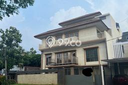 Rumah Luxury Modern Tanpa Renovasi di Villa Meruya Jakarta Barat Rumah Luxury Modern Tanpa Renovasi di Villa Meruya Jakarta Barat
