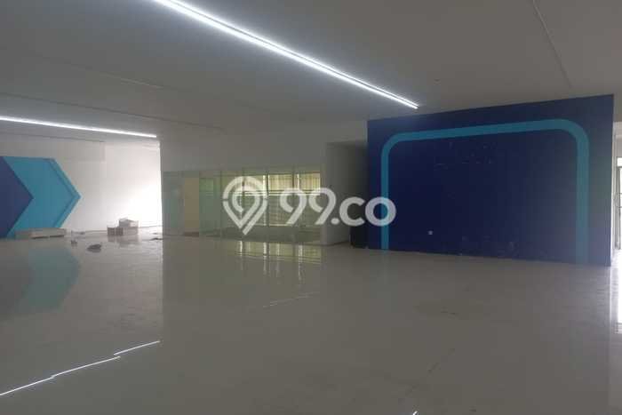 Disewakan Komersial Kawasan Narogong, Luas 1600m2m², Area Berkembang Disewakan Komersial Kawasan Narogong, Luas 1600m2m², Area Berkembang