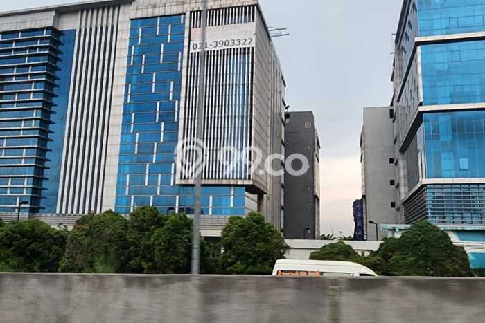 Kantor Dijual Lokasi Stratagis di Benda Tangerang Cocok untuk Bisnis Kantor Dijual Lokasi Stratagis di Benda Tangerang Cocok untuk Bisnis