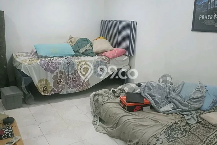 Rumah Luas Asri 3 KT Siap Pakai di Taman Kota Jakarta Barat Rumah Luas Asri 3 KT Siap Pakai di Taman Kota Jakarta Barat