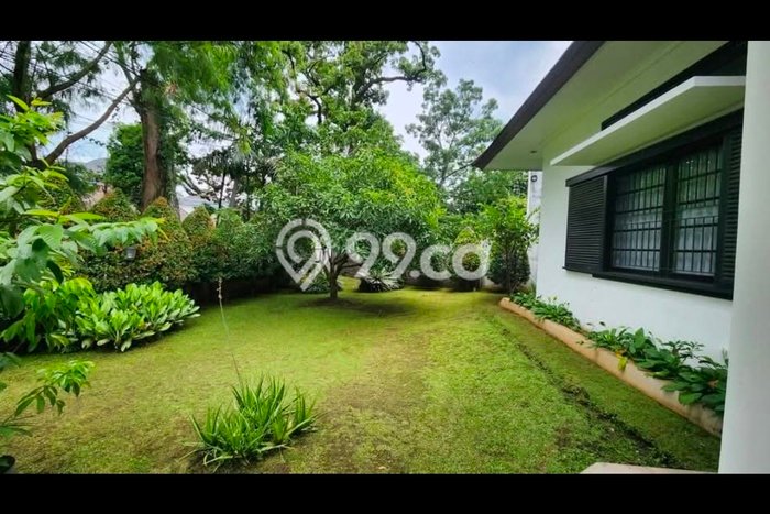 Dijual Rumah Premium dengan Fasilitas Sekitar Komplit di Bandung Wetan, Bandung Dijual Rumah Premium dengan Fasilitas Sekitar Komplit di Bandung Wetan, Bandung
