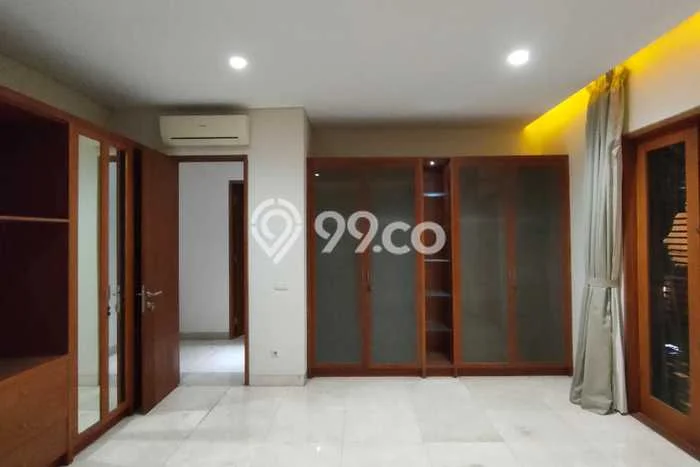Hunian 7 Kamar Lengkap Dikontrakkan di Menteng Harga Kompetitif Hunian 7 Kamar Lengkap Dikontrakkan di Menteng Harga Kompetitif