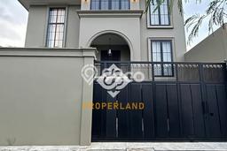 Jual Rumah Luas Elegan Dengan View Eksklusif di Pondok Pinang, Jakarta Selatan Jual Rumah Luas Elegan Dengan View Eksklusif di Pondok Pinang, Jakarta Selatan