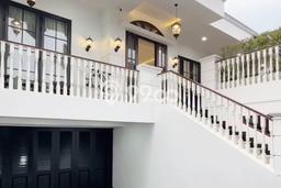 For Sale Rumah Mewah Exclusive di Kebayoran Baru, Jakarta Selatan For Sale Rumah Mewah Exclusive di Kebayoran Baru, Jakarta Selatan