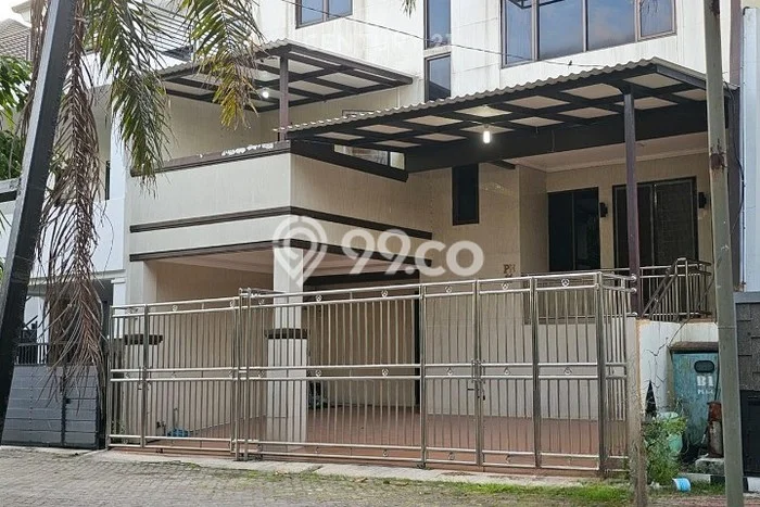 For Sale! Luxury House LT 200m2 Desain Elegan di Bintara For Sale! Luxury House LT 200m2 Desain Elegan di Bintara