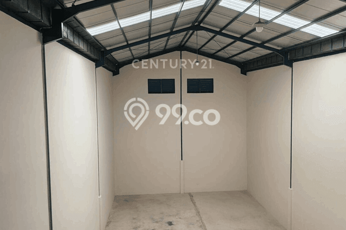Dijual Gudang Kawasan Karawaci, Luas 270m², Area Berkembang, Jalan Utama Dijual Gudang Kawasan Karawaci, Luas 270m², Area Berkembang, Jalan Utama