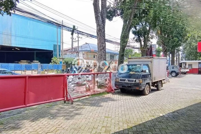 Ruko untuk disewa di Blimbing punya LT 180m2 & LB 270m2 harga sewa kompetitif Ruko untuk disewa di Blimbing punya LT 180m2 & LB 270m2 harga sewa kompetitif