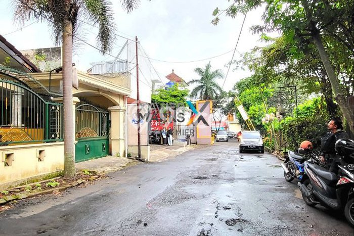 Rumah Elit Modern Tanpa Renovasi di Soekarno Hatta Malang Rumah Elit Modern Tanpa Renovasi di Soekarno Hatta Malang