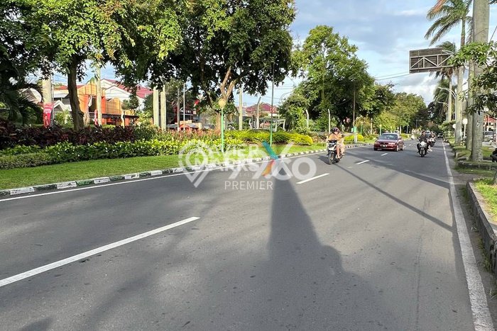 Untuk Dijual! Komersial di Dieng Tidar Malang LT 941m2 / LB 1628m2 Kawasan Bisnis Untuk Dijual! Komersial di Dieng Tidar Malang LT 941m2 / LB 1628m2 Kawasan Bisnis