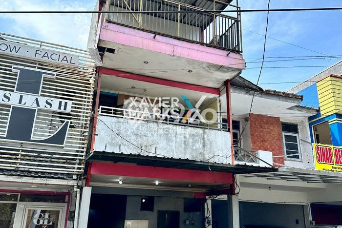 Ruko Dijual di Prime Area Malang Luas 200m2 Ruko Dijual di Prime Area Malang Luas 200m2