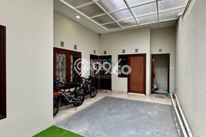 For Sale! Premium House LT 158m2 Desain Elegan di Villa Puncak Tidar For Sale! Premium House LT 158m2 Desain Elegan di Villa Puncak Tidar