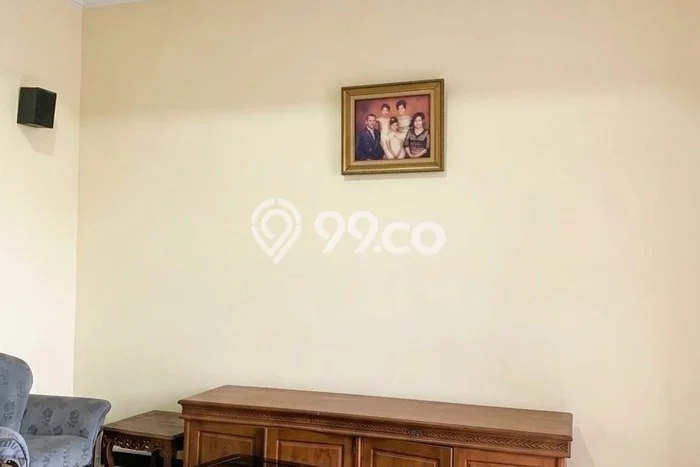 Rumah Elit Modern Tanpa Renovasi di Raya A Yani Surabaya Rumah Elit Modern Tanpa Renovasi di Raya A Yani Surabaya
