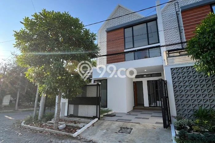 For Sale Rumah 3 Kamar Lokasi Ideal Nyaman dan Strategis di Kenjeran For Sale Rumah 3 Kamar Lokasi Ideal Nyaman dan Strategis di Kenjeran