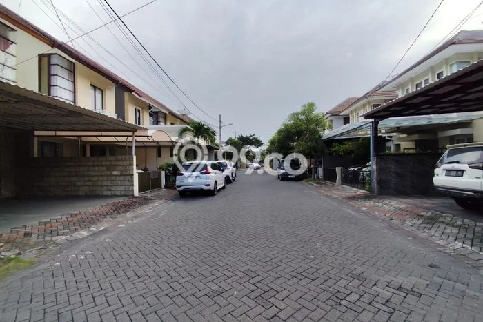 Dijual Rumah 3 Kamar Lokasi Strategis Nyaman dan Strategis di Kenjeran Dijual Rumah 3 Kamar Lokasi Strategis Nyaman dan Strategis di Kenjeran