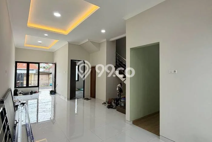 For Sale Rumah 3 Kamar Lokasi Strategis Nyaman dan Strategis di Kenjeran For Sale Rumah 3 Kamar Lokasi Strategis Nyaman dan Strategis di Kenjeran