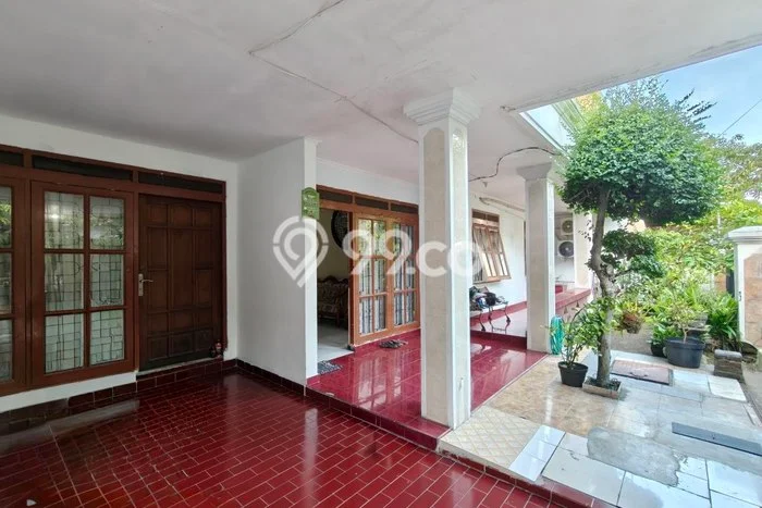 Rumah Luas Asri 4 KT Siap Huni di Pondok Tjandra Sidoarjo Rumah Luas Asri 4 KT Siap Huni di Pondok Tjandra Sidoarjo