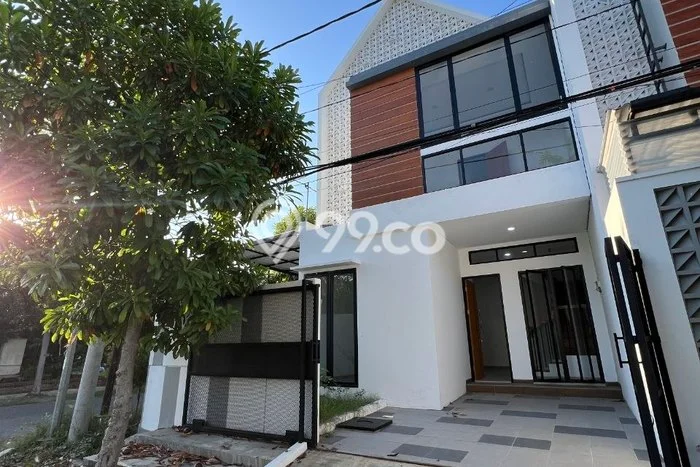 For Sale Rumah 3 Kamar Lokasi Ideal Nyaman dan Strategis di Kenjeran For Sale Rumah 3 Kamar Lokasi Ideal Nyaman dan Strategis di Kenjeran