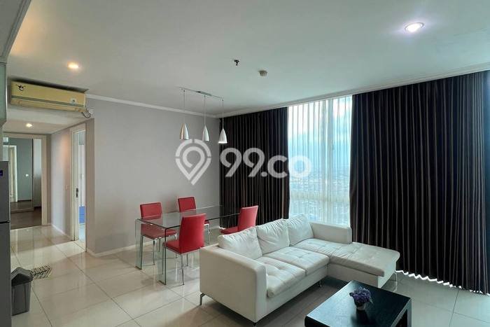 Apartemen Sewa 3 Kamar Murah Siap Huni di Surabaya, Luas 117m2 Apartemen Sewa 3 Kamar Murah Siap Huni di Surabaya, Luas 117m2