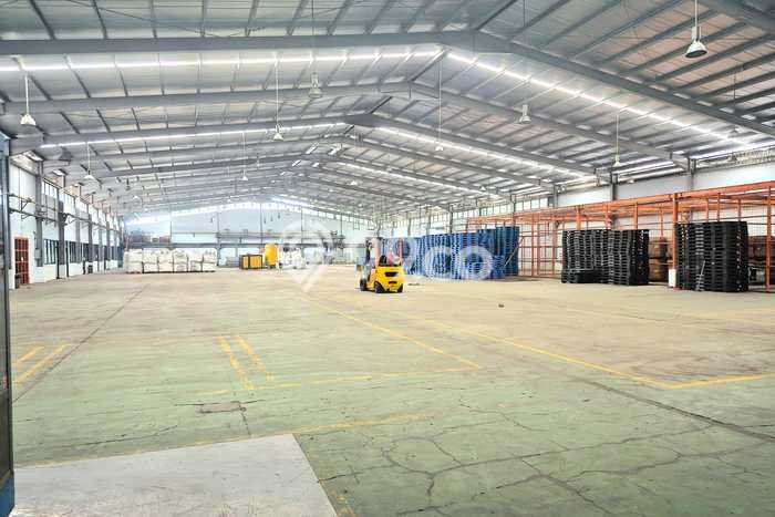 Pabrik Kawasan Strategis Kawasan Cikarang Barat, Luas 3300m2m², Jalan Raya Pabrik Kawasan Strategis Kawasan Cikarang Barat, Luas 3300m2m², Jalan Raya