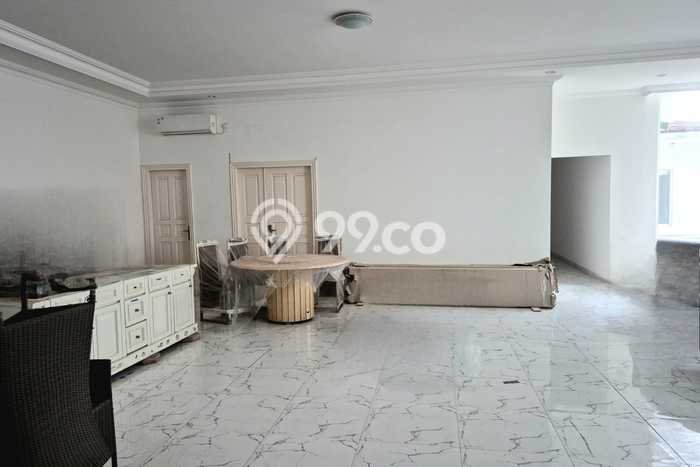 Dijual Rumah Premium dengan Fasilitas Sekitar Lengkap di Menteng, Jakarta Pusat Dijual Rumah Premium dengan Fasilitas Sekitar Lengkap di Menteng, Jakarta Pusat