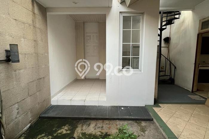 Hunian Elit LB 250m2 Siap Huni Desain Elegan di Banjar Wijaya, Tangerang Hunian Elit LB 250m2 Siap Huni Desain Elegan di Banjar Wijaya, Tangerang