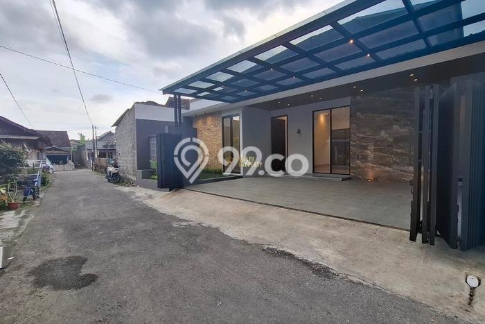 Dijual Cepat Rumah Bagus Siap Huni LB 120m2 di Kalasan, Sleman Dijual Cepat Rumah Bagus Siap Huni LB 120m2 di Kalasan, Sleman