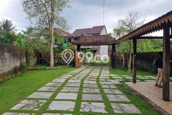 LOKASI STRATEGIS! Vila di Pakem, Area 1112m2m², Akses ke pusat kota LOKASI STRATEGIS! Vila di Pakem, Area 1112m2m², Akses ke pusat kota