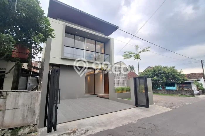 Jual Rumah Favorit Siap Huni LB 125m2 di Ngaglik, Sleman Jual Rumah Favorit Siap Huni LB 125m2 di Ngaglik, Sleman