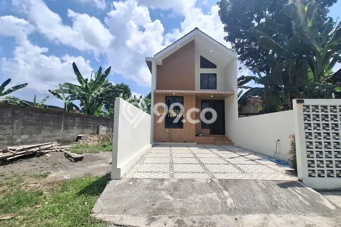 For Sale Rumah 3 Kamar Lokasi Strategis Nyaman dan Strategis di Bantul For Sale Rumah 3 Kamar Lokasi Strategis Nyaman dan Strategis di Bantul