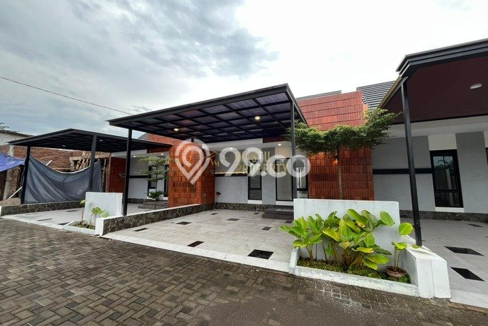 Rumah Modern 2 KT LT 93m2 di Cebongan Rumah Modern 2 KT LT 93m2 di Cebongan