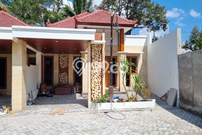 Jual Rumah Bagus Siap Huni LB 47m2 di Mertoyudan, Magelang Jual Rumah Bagus Siap Huni LB 47m2 di Mertoyudan, Magelang
