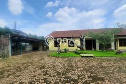 Hunian Eksklusif Dijual LT 2056m2 di Ciputat, Tangerang Selatan Hunian Eksklusif Dijual LT 2056m2 di Ciputat, Tangerang Selatan