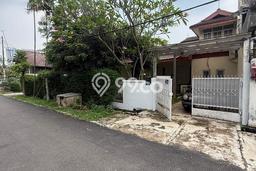 Hunian Mewah LB 170m2 Siap Pakai Desain Elegan di Bintaro, Tangerang Selatan Hunian Mewah LB 170m2 Siap Pakai Desain Elegan di Bintaro, Tangerang Selatan