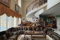 Dijual Rumah Mewah Megah Dengan View Cantik di Kuningan, Jakarta Selatan Dijual Rumah Mewah Megah Dengan View Cantik di Kuningan, Jakarta Selatan