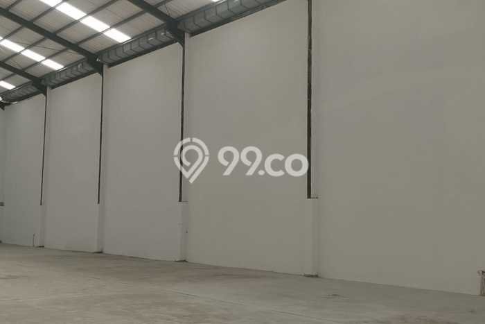 Gudang bagus disewakan di Pakuhaji Tangerang dengan LB 900m2 harga sewa terbaik Gudang bagus disewakan di Pakuhaji Tangerang dengan LB 900m2 harga sewa terbaik