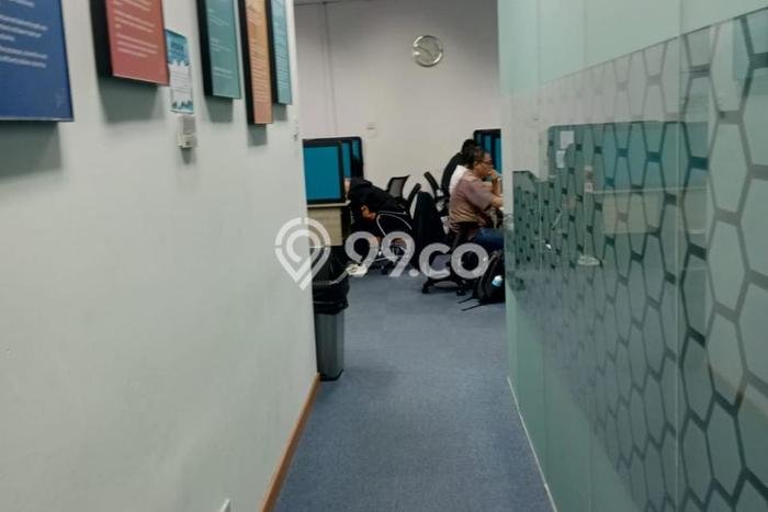 Kantor Dijual di Jakarta Barat LT 174m2 & LB 174m2 Lokasi Terbaik! Kantor Dijual di Jakarta Barat LT 174m2 & LB 174m2 Lokasi Terbaik!