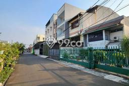 Ruko Dijual di Prime Area Jakarta Barat Luas 280m2 Ruko Dijual di Prime Area Jakarta Barat Luas 280m2
