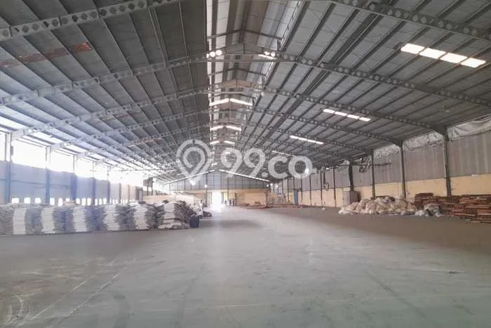 Disewakan Pabrik komersial di Cikupa luas bangunan 5000m2 Disewakan Pabrik komersial di Cikupa luas bangunan 5000m2