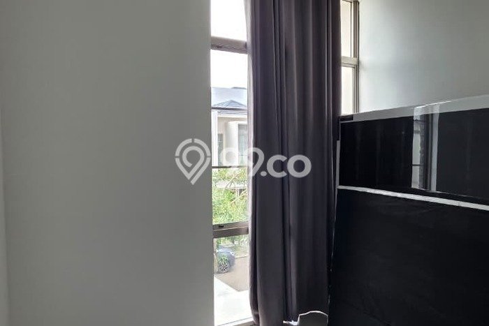 Disewakan! Rumah 2 Kamar Tidur &
1 Kamar Mandi di Pantai Indah Kapuk 2, Jakarta Utara Disewakan! Rumah 2 Kamar Tidur &
1 Kamar Mandi di Pantai Indah Kapuk 2, Jakarta Utara