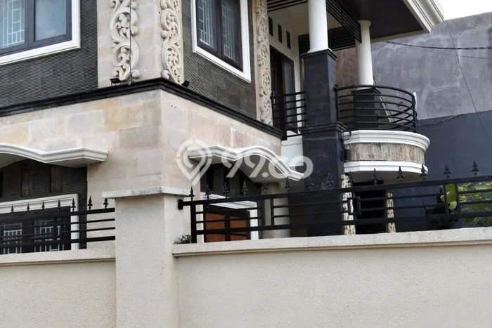 Rumah di Renon, 3 KM, Area Potensial Rumah di Renon, 3 KM, Area Potensial