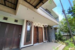 Ready to Use! Luxury House LT 400m2 Desain Modern di Gatot Subroto Ready to Use! Luxury House LT 400m2 Desain Modern di Gatot Subroto