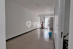 Jual Rumah Modern 3 KT di Taman Kopo Indah, Bandung Jual Rumah Modern 3 KT di Taman Kopo Indah, Bandung