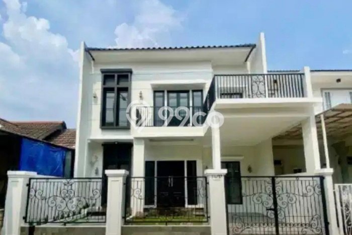 Rumah Mewah Siap Huni LT 135m2 di BSD, Tangerang Selatan Rumah Mewah Siap Huni LT 135m2 di BSD, Tangerang Selatan