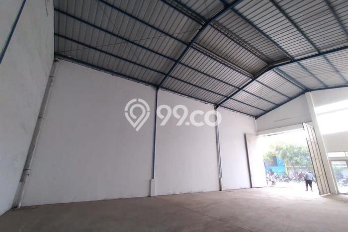 Unit Gudang Disewakan di Dadap di Area Ramai & Strategis Unit Gudang Disewakan di Dadap di Area Ramai & Strategis